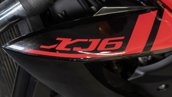 YAMAHA XJ6 - Image 2